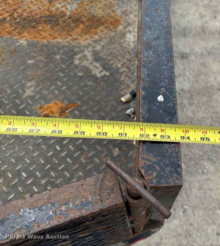 image for item EM2237 2016 Ford F550 Crew Cab flatbed truck