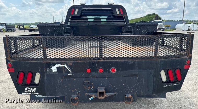 image for item EM2237 2016 Ford F550 Crew Cab flatbed truck