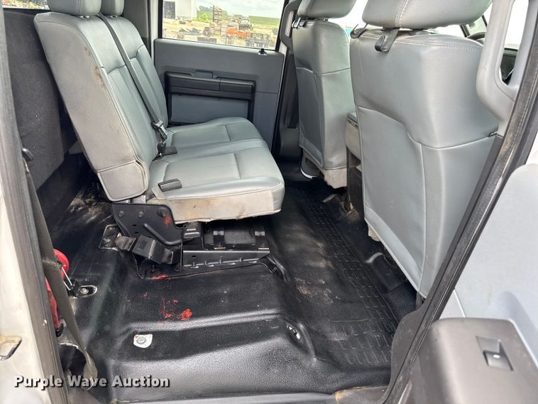 image for item EM2237 2016 Ford F550 Crew Cab flatbed truck