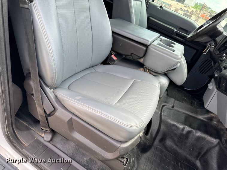 image for item EM2237 2016 Ford F550 Crew Cab flatbed truck