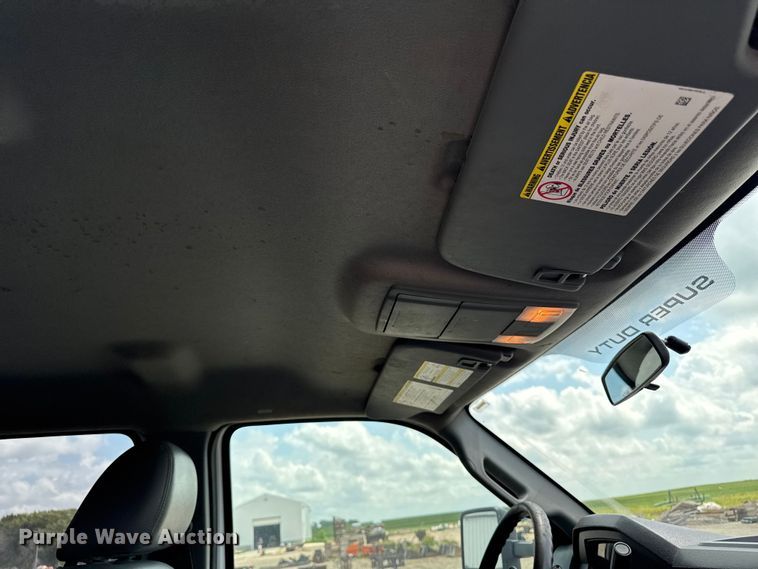 image for item EM2237 2016 Ford F550 Crew Cab flatbed truck