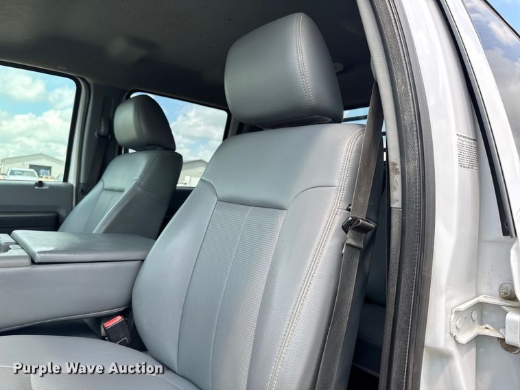 image for item EM2237 2016 Ford F550 Crew Cab flatbed truck