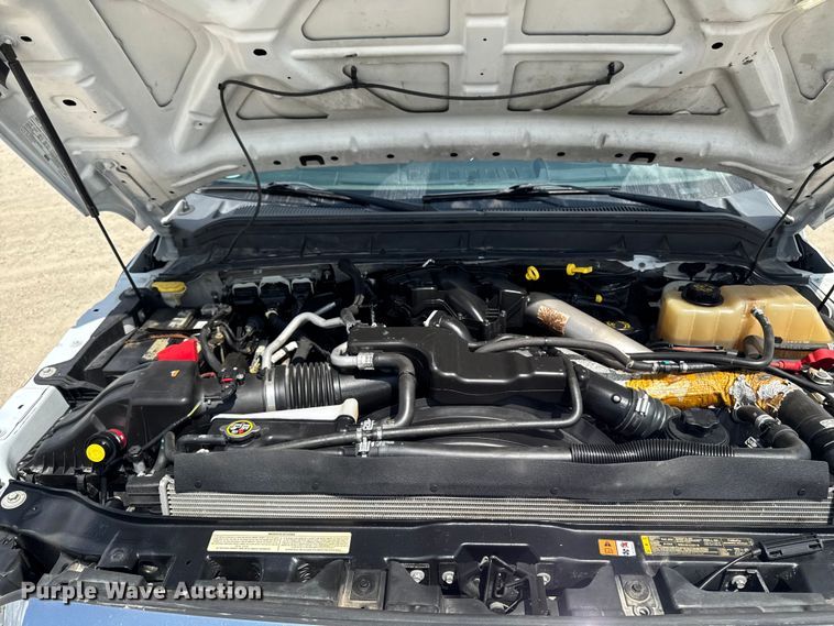 image for item EM2237 2016 Ford F550 Crew Cab flatbed truck