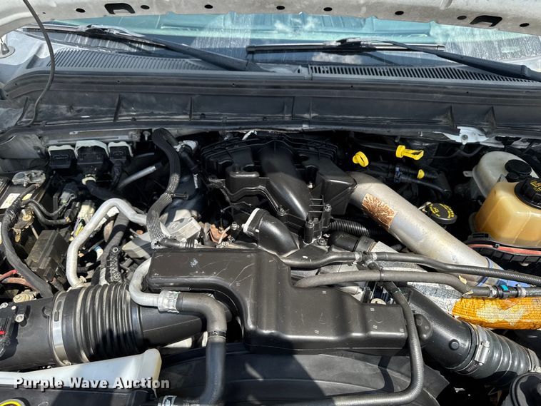 image for item EM2237 2016 Ford F550 Crew Cab flatbed truck