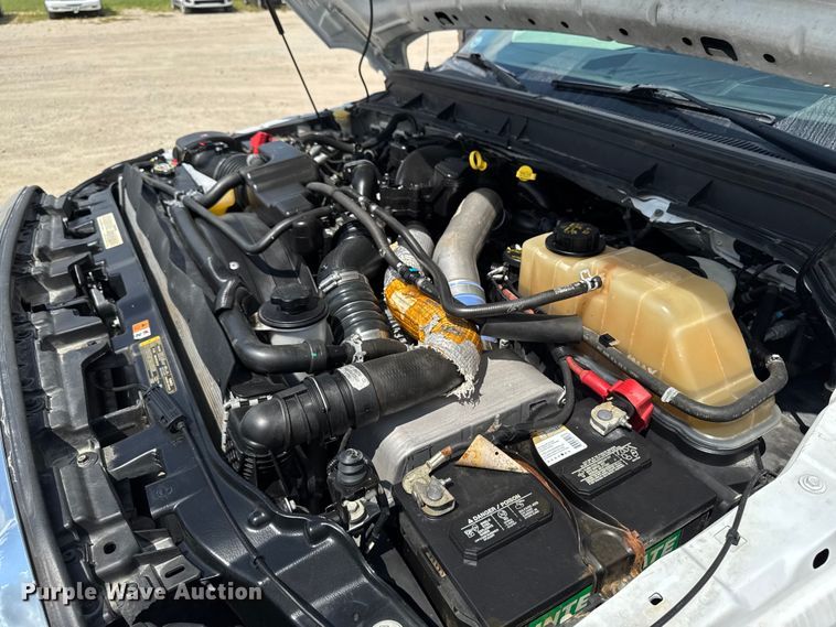 image for item EM2237 2016 Ford F550 Crew Cab flatbed truck