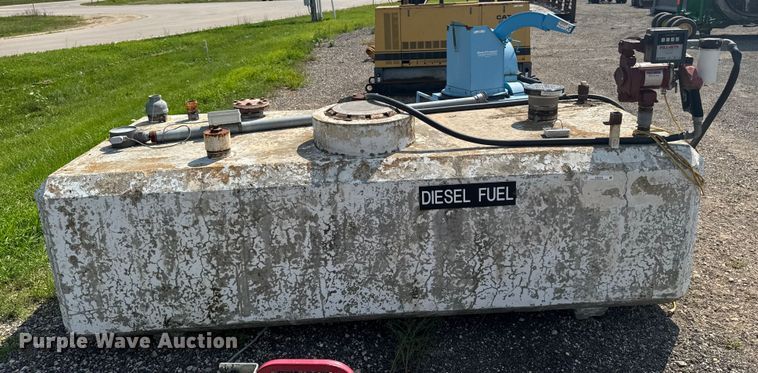 image for item EM2239 Fuel tank