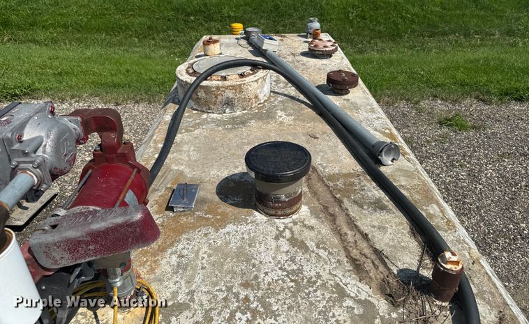 image for item EM2239 Fuel tank