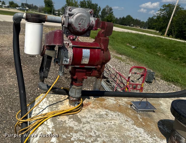 image for item EM2239 Fuel tank