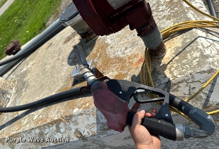 image for item EM2239 Fuel tank