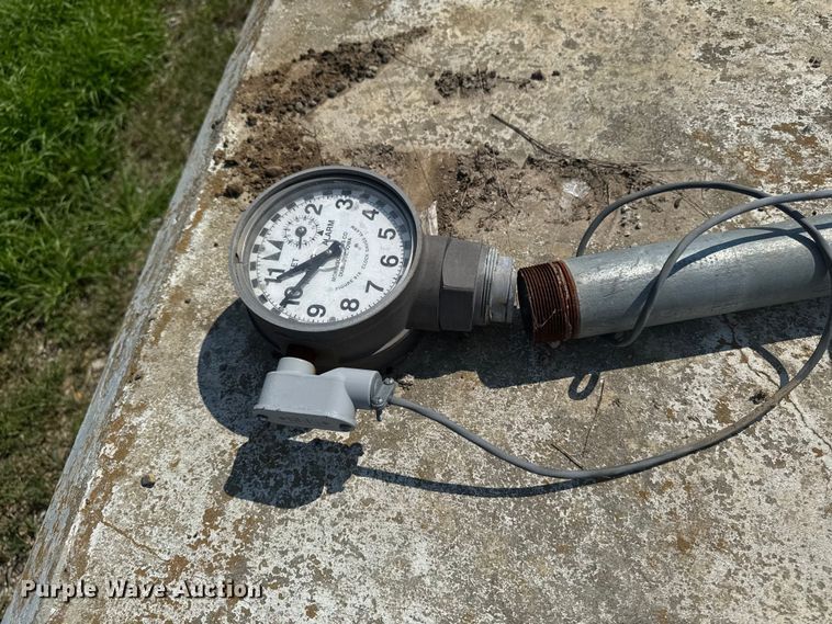 image for item EM2239 Fuel tank