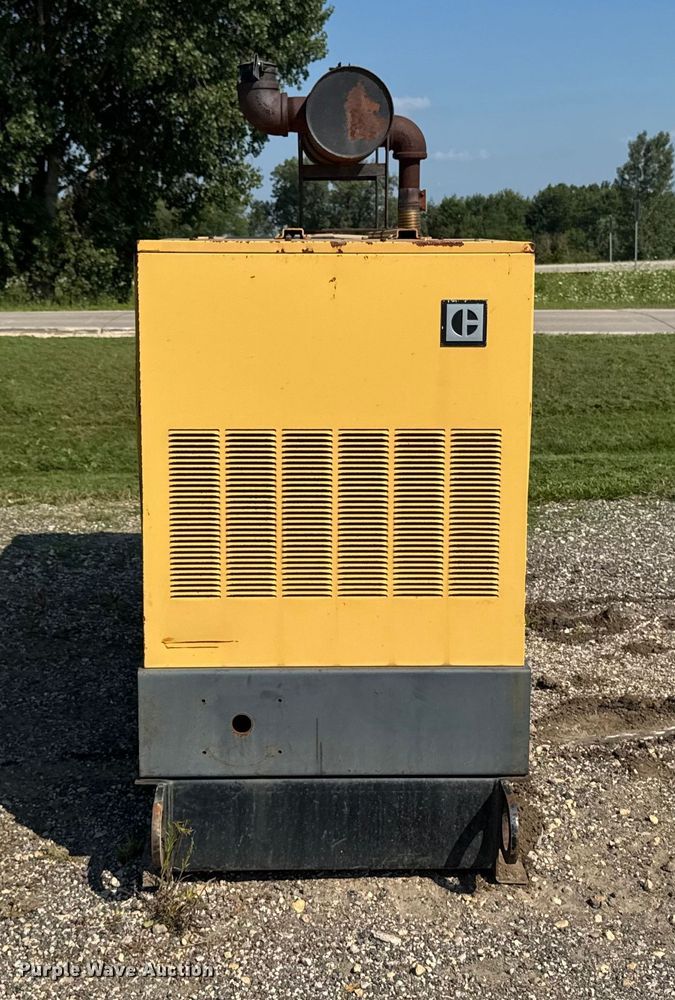 image for item EM2241 Caterpillar 3114 generator