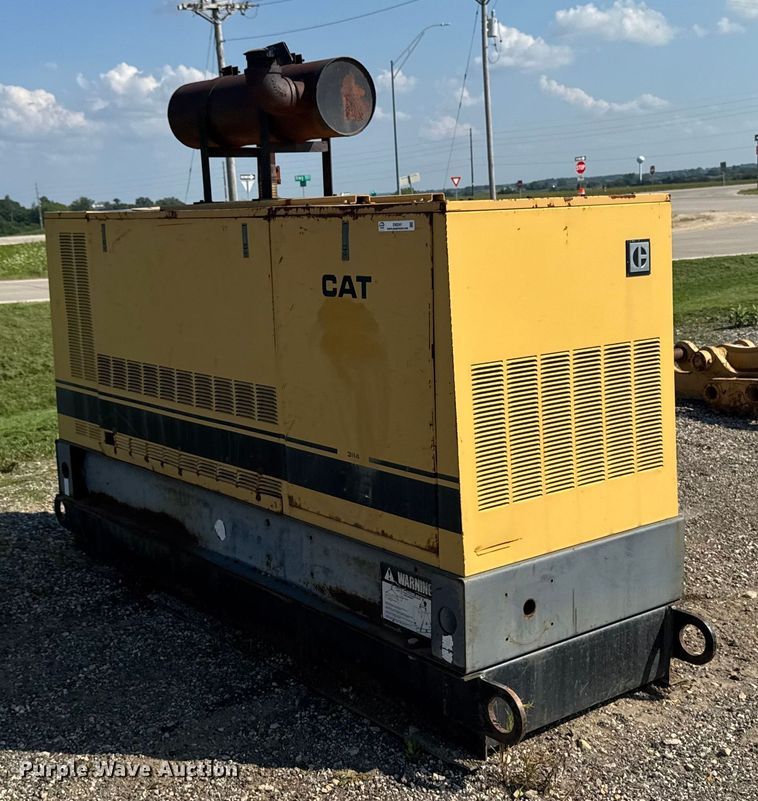 image for item EM2241 Caterpillar 3114 generator