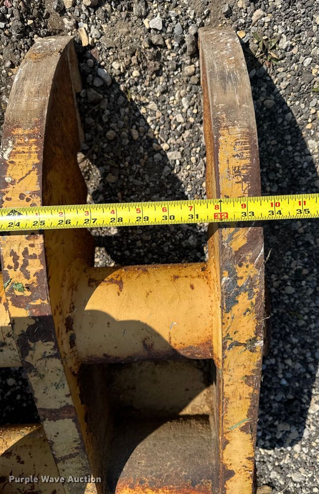 image for item EM2242 Excavator thumb