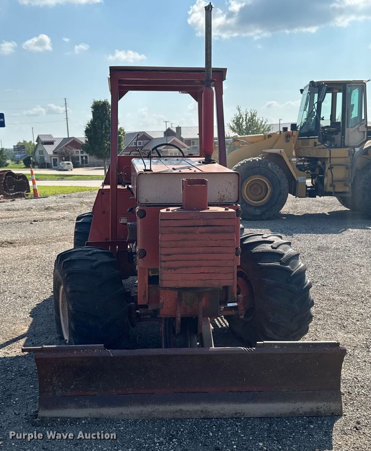 image for item EM2248 1987 Ditch Witch 6510 trencher