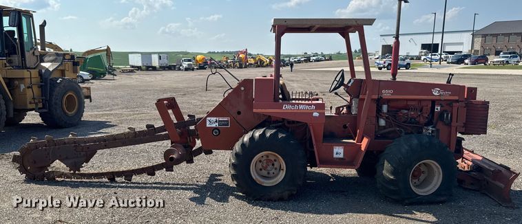 image for item EM2248 1987 Ditch Witch 6510 trencher