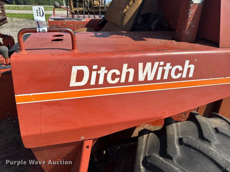 image for item EM2248 1987 Ditch Witch 6510 trencher
