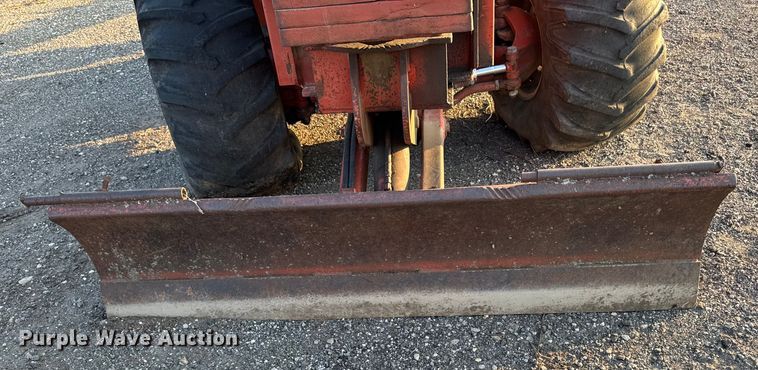 image for item EM2248 1987 Ditch Witch 6510 trencher