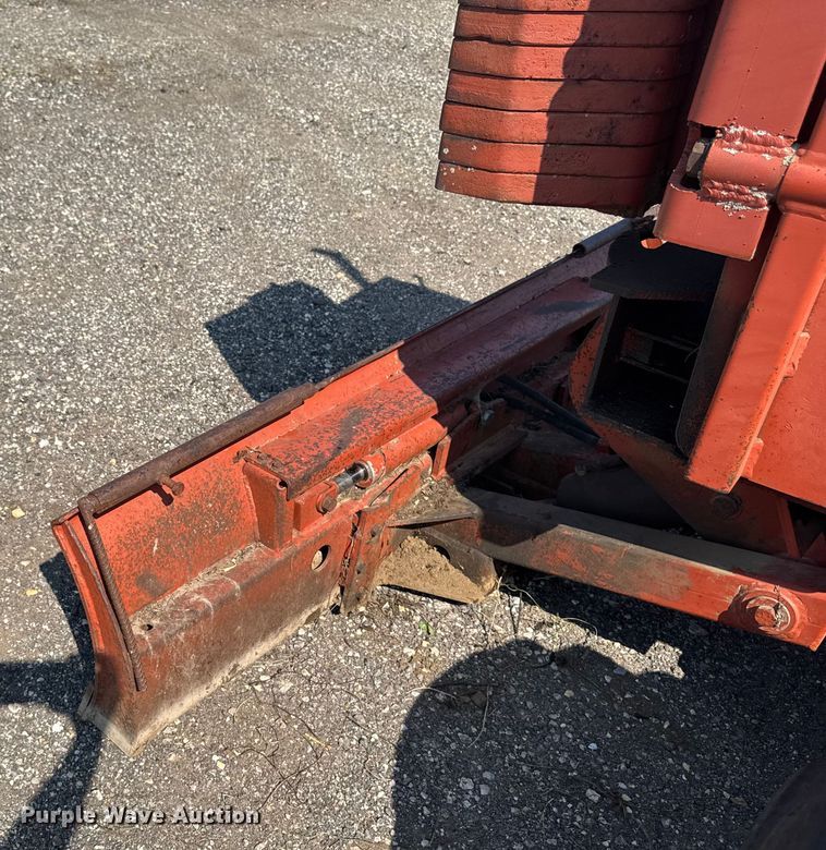 image for item EM2248 1987 Ditch Witch 6510 trencher