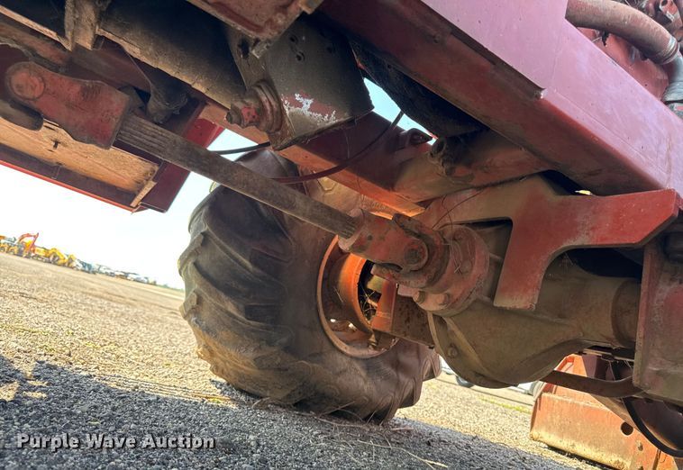 image for item EM2248 1987 Ditch Witch 6510 trencher