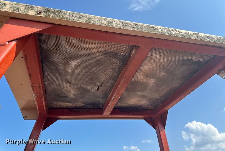 image for item EM2248 1987 Ditch Witch 6510 trencher