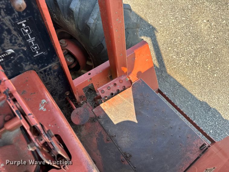 image for item EM2248 1987 Ditch Witch 6510 trencher