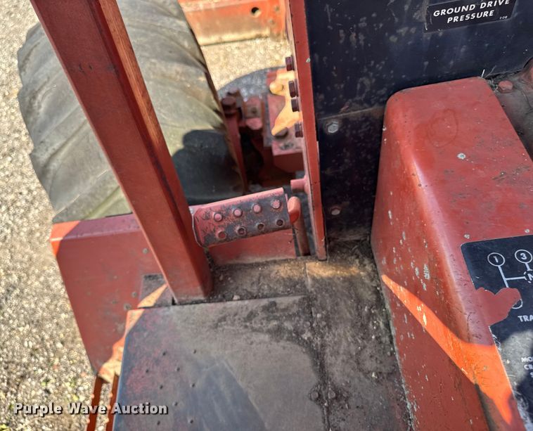 image for item EM2248 1987 Ditch Witch 6510 trencher
