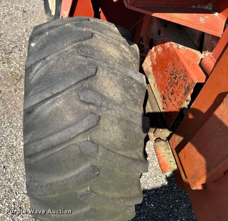 image for item EM2248 1987 Ditch Witch 6510 trencher