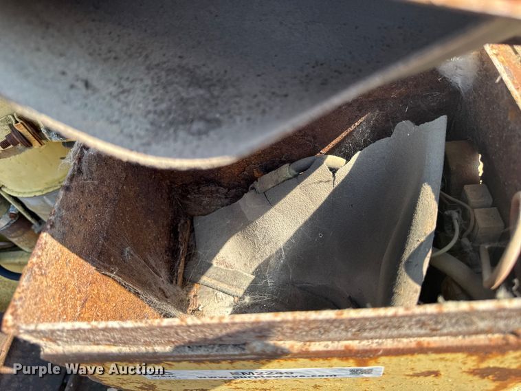 image for item EM2249 Caterpillar Twenty-Two dozer