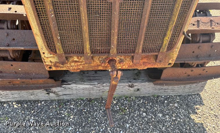 image for item EM2249 Caterpillar Twenty-Two dozer