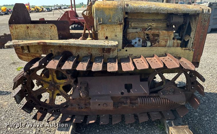 image for item EM2249 Caterpillar Twenty-Two dozer