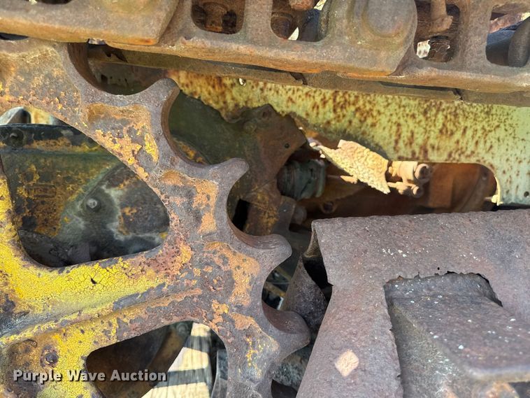 image for item EM2249 Caterpillar Twenty-Two dozer