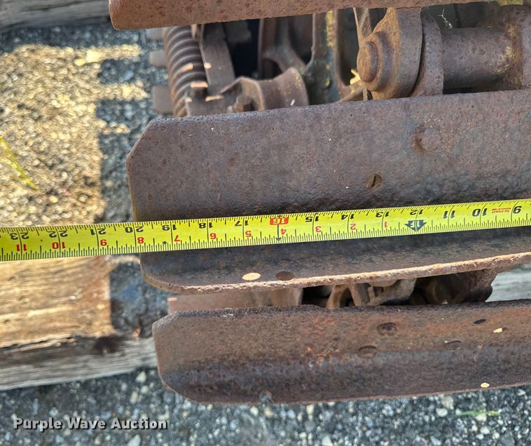 image for item EM2249 Caterpillar Twenty-Two dozer