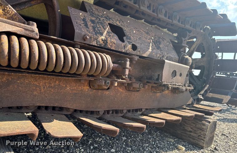 image for item EM2249 Caterpillar Twenty-Two dozer