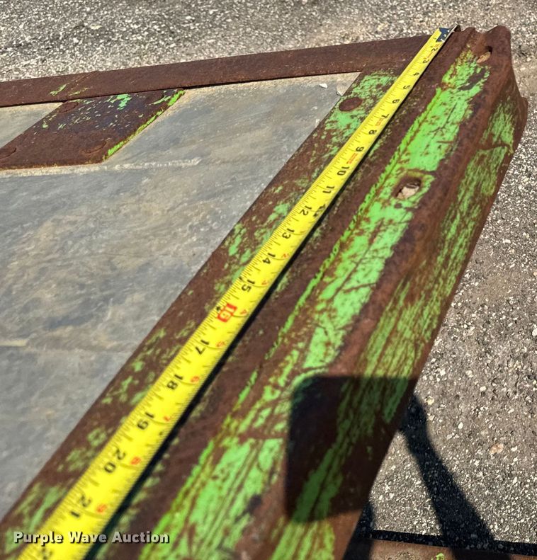 image for item EM2250 Vestek shoring box