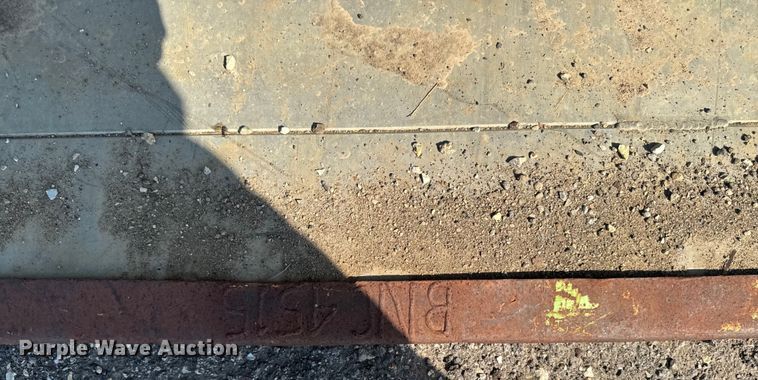 image for item EM2250 Vestek shoring box