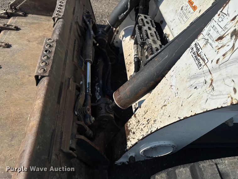 image for item EM2251 2021 Bobcat T870 tracked skid steer loader