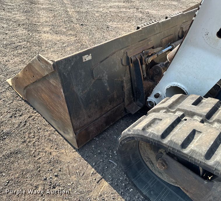 image for item EM2251 2021 Bobcat T870 tracked skid steer loader