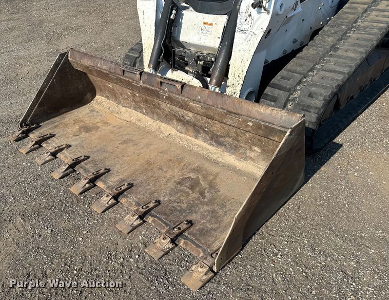 image for item EM2251 2021 Bobcat T870 tracked skid steer loader