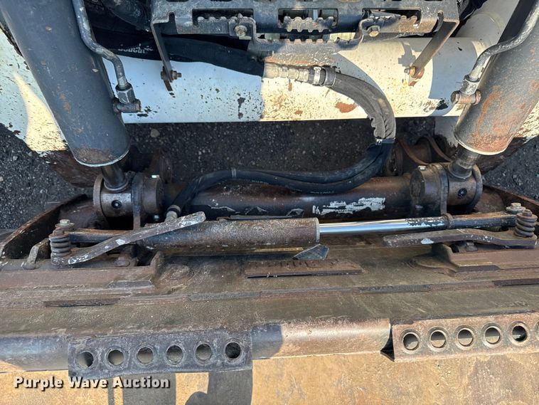 image for item EM2251 2021 Bobcat T870 tracked skid steer loader