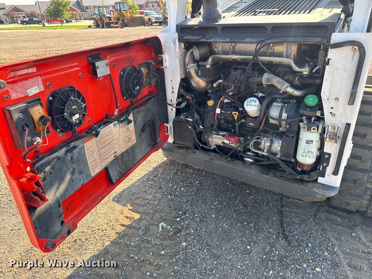 image for item EM2251 2021 Bobcat T870 tracked skid steer loader