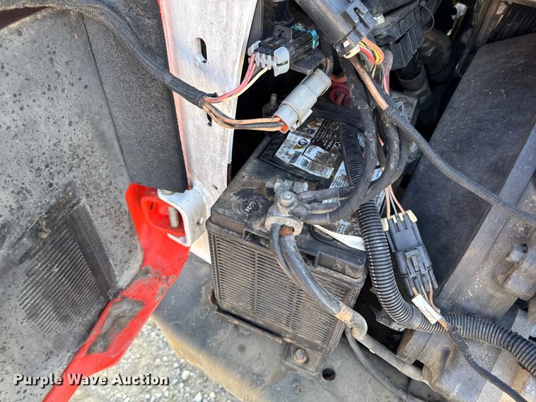 image for item EM2251 2021 Bobcat T870 tracked skid steer loader