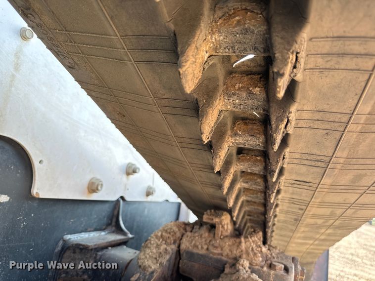 image for item EM2251 2021 Bobcat T870 tracked skid steer loader