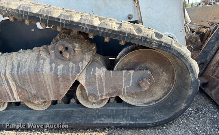 image for item EM2251 2021 Bobcat T870 tracked skid steer loader