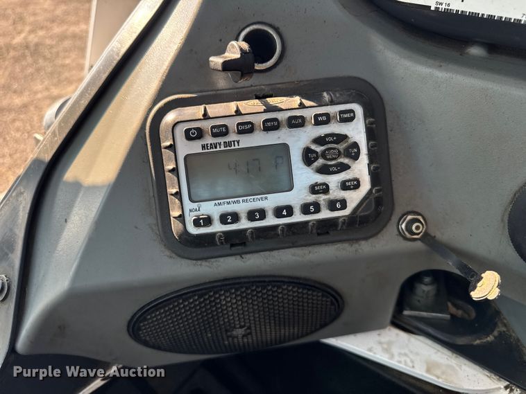 image for item EM2251 2021 Bobcat T870 tracked skid steer loader