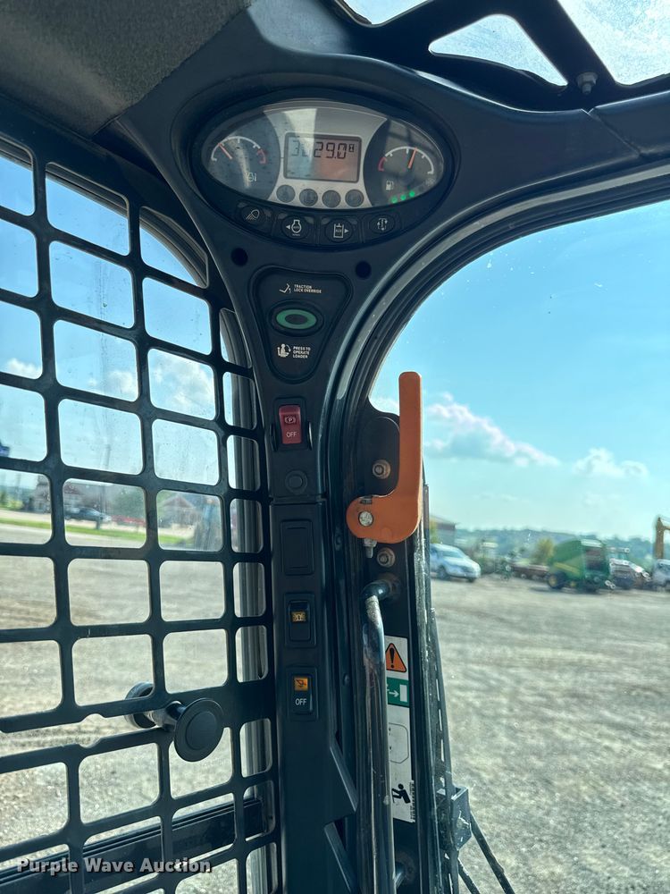 image for item EM2251 2021 Bobcat T870 tracked skid steer loader