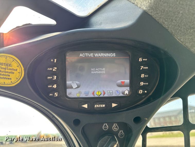 image for item EM2251 2021 Bobcat T870 tracked skid steer loader