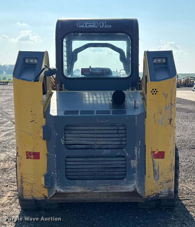 image for item EM2253 2004 Gehl CTL80 