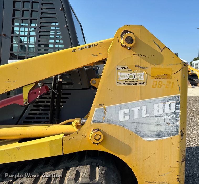 image for item EM2253 2004 Gehl CTL80 