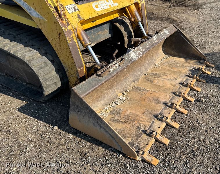 image for item EM2253 2004 Gehl CTL80 