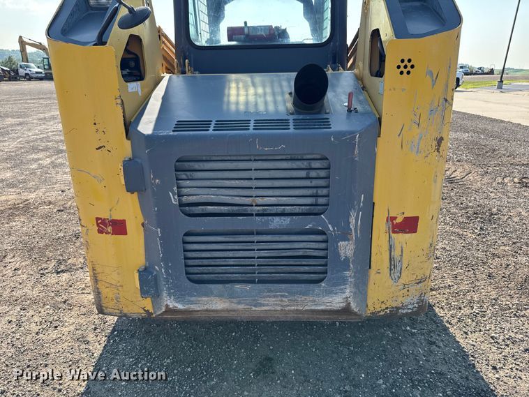 image for item EM2253 2004 Gehl CTL80 